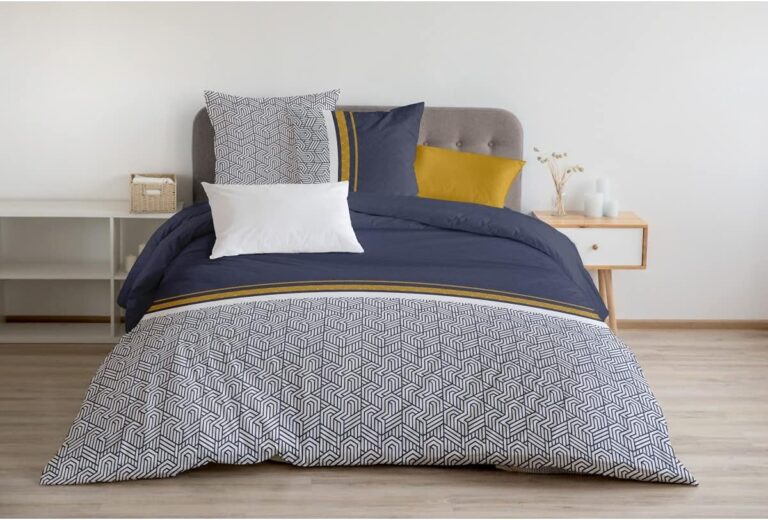 Cocooning Chic : La Parure de Couette 240x260 en Coton qui Va Réveiller Votre Chambre!