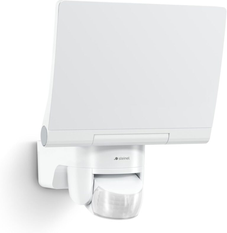 Le Projecteur LED ultime : Steinel XLED Home 2 XL S, éclairez votre extérieur sans souci!