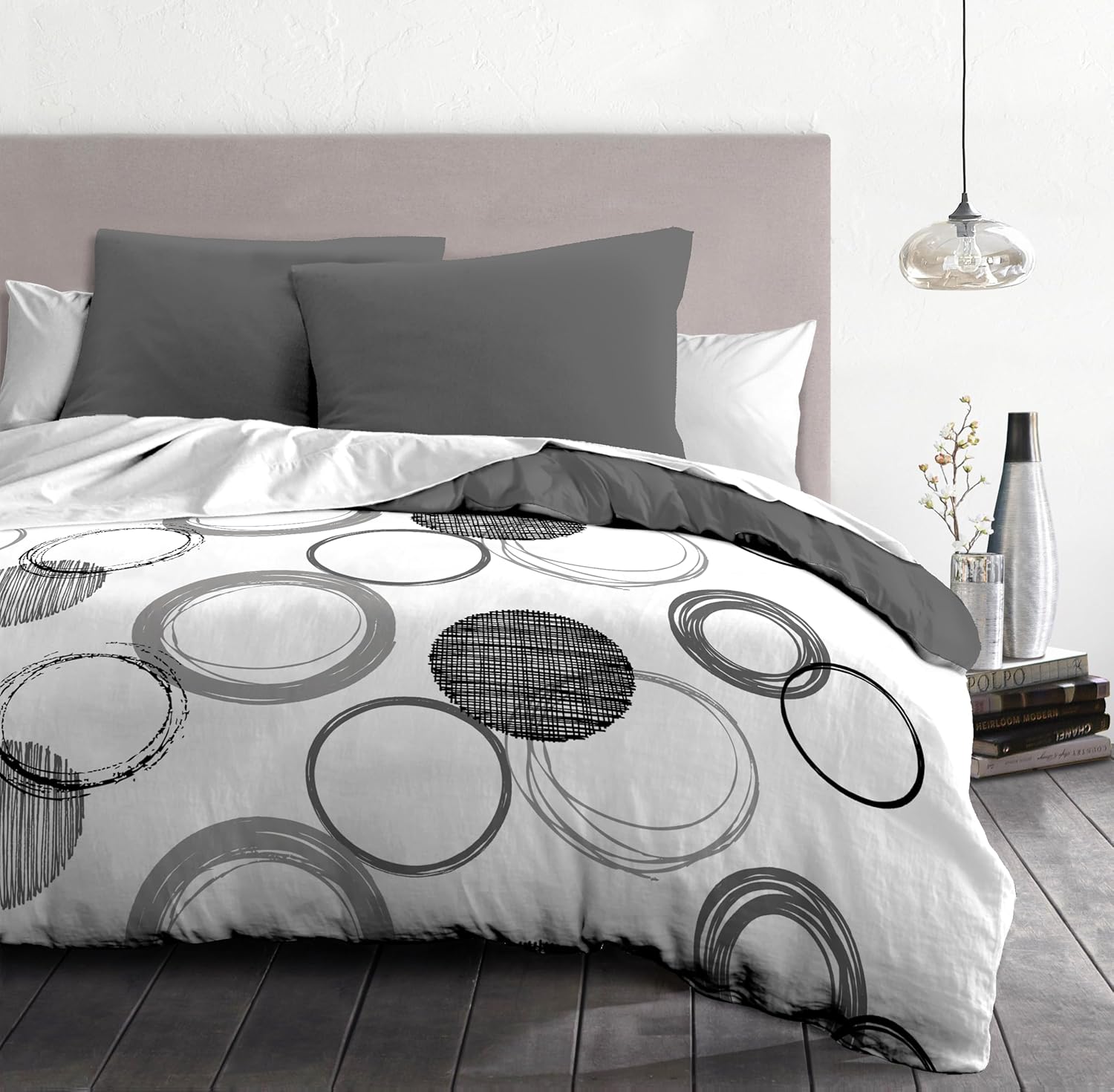 Transformez Votre Lit : La Parure de Couette Audace en Gris qui Déchire !
